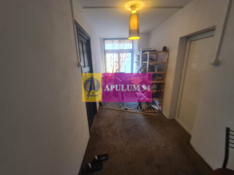 Spatiu comercial de vanzare in Campina