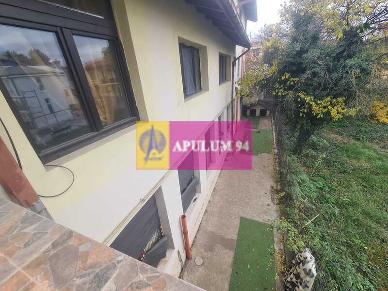 Spatiu comercial de vanzare in Campina